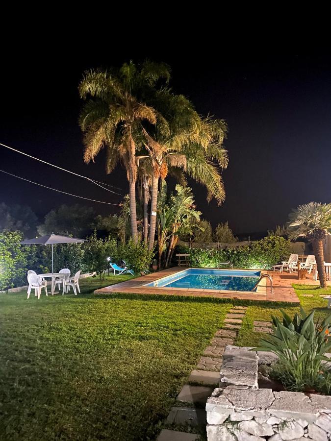 Casa Vacanza Le Tre Palme Daire Floridia Dış mekan fotoğraf