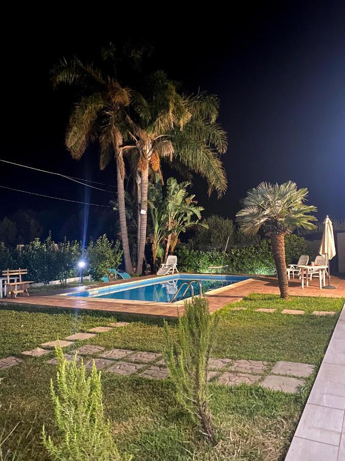 Casa Vacanza Le Tre Palme Daire Floridia Dış mekan fotoğraf